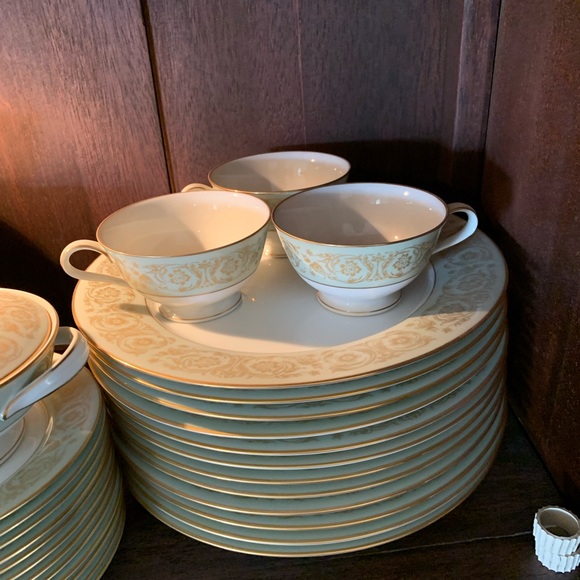 Noritake Viscount Bone China - Picture 6 of 13